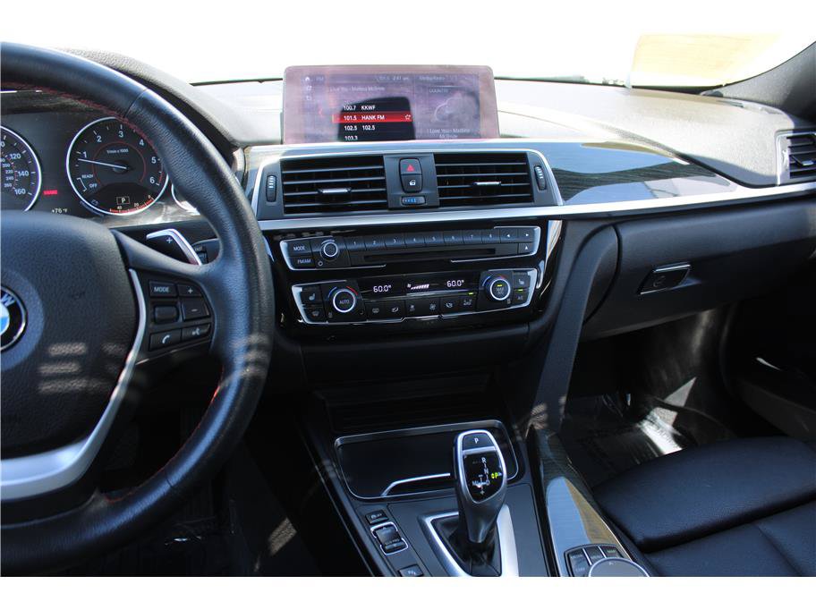 Used 2018 BMW 328d xDrive Sedan w/ Convenience Package AWD/4WD image 21