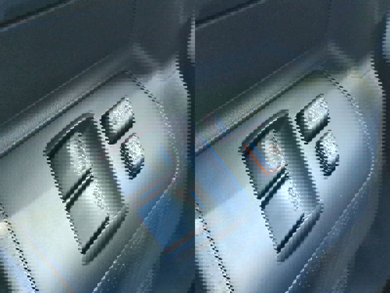 Used 2010 Toyota FJ Cruiser 4WD image 29