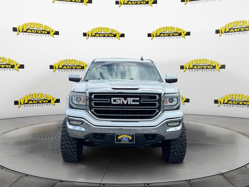 Used 2018 GMC Sierra 1500 SLE w/ Suspension Package, Off-Road AWD/4WD image 9