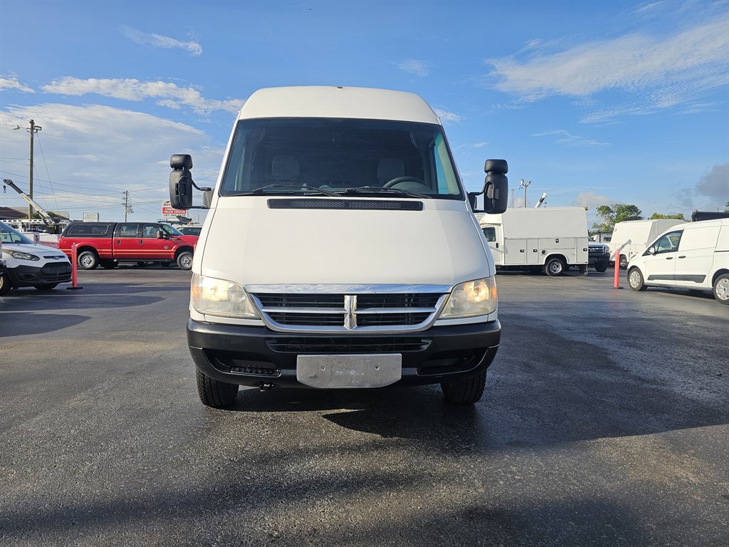 Used 2005 Dodge Sprinter 3500 w/ Cargo Group I RWD image 2