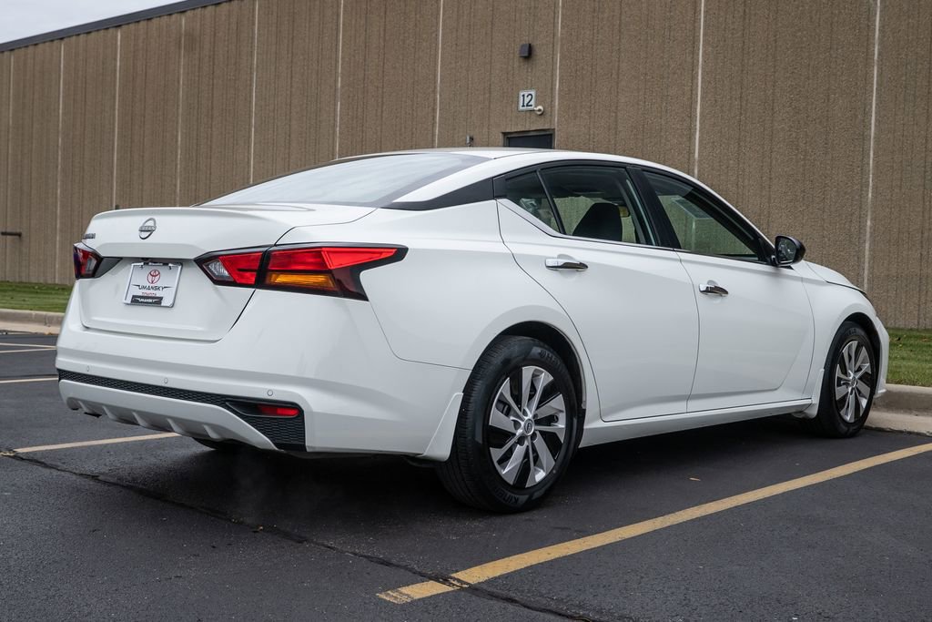 Used 2024 Nissan Altima 2.5 S image 5