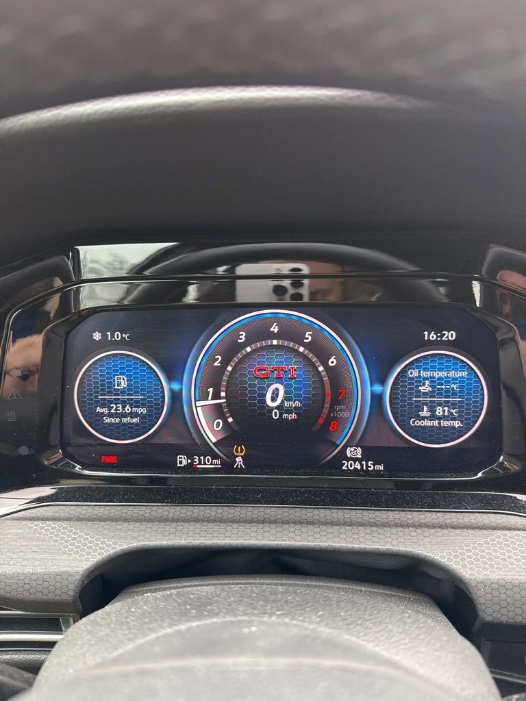 Used 2022 Volkswagen GTI S image 11