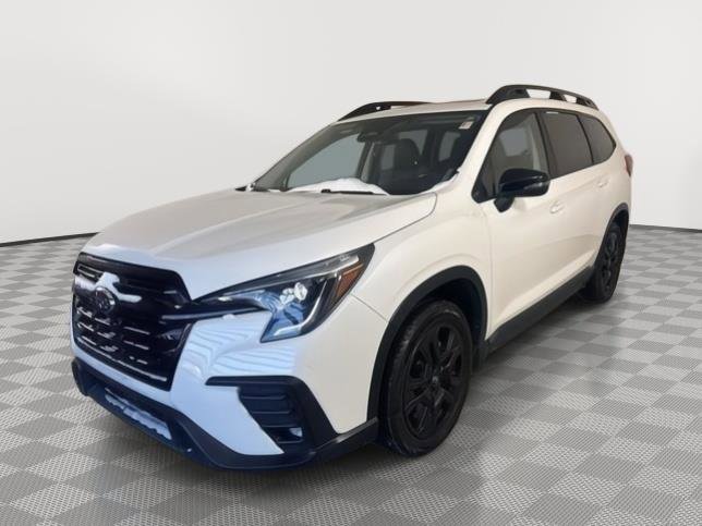 Used 2023 Subaru Ascent Onyx Edition image 3