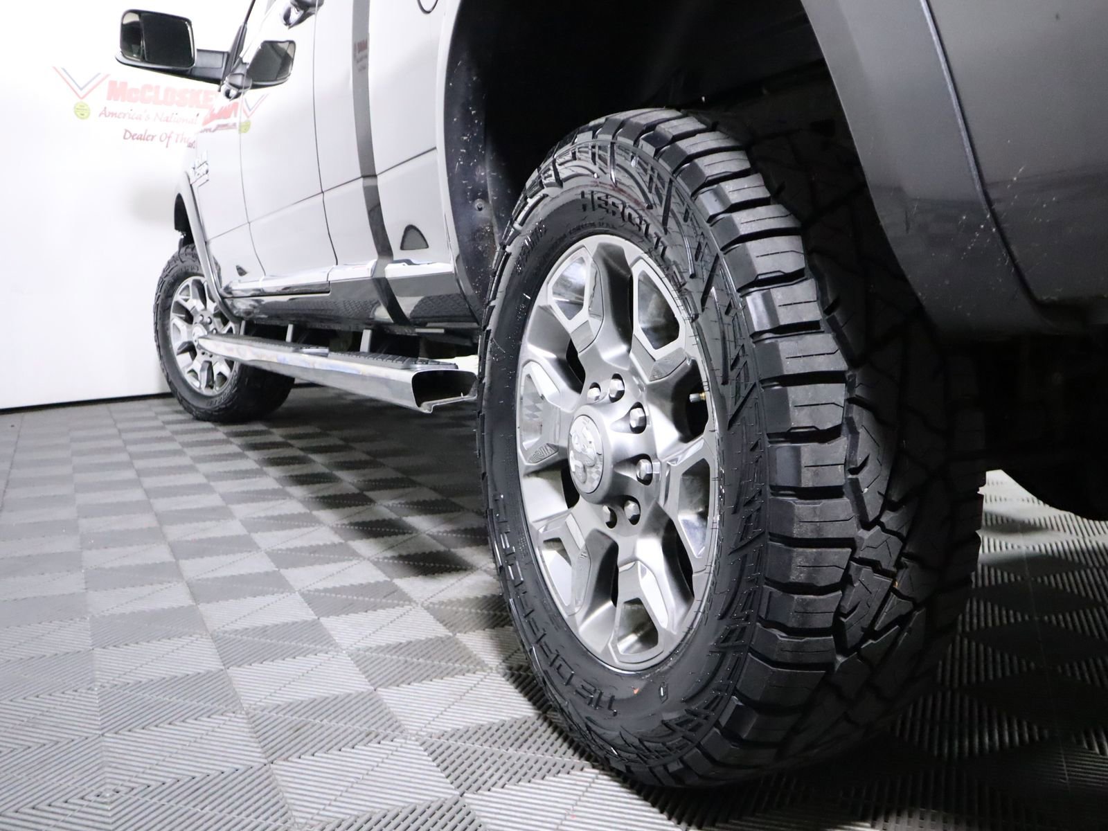 Used 2017 RAM 2500 Limited image 9