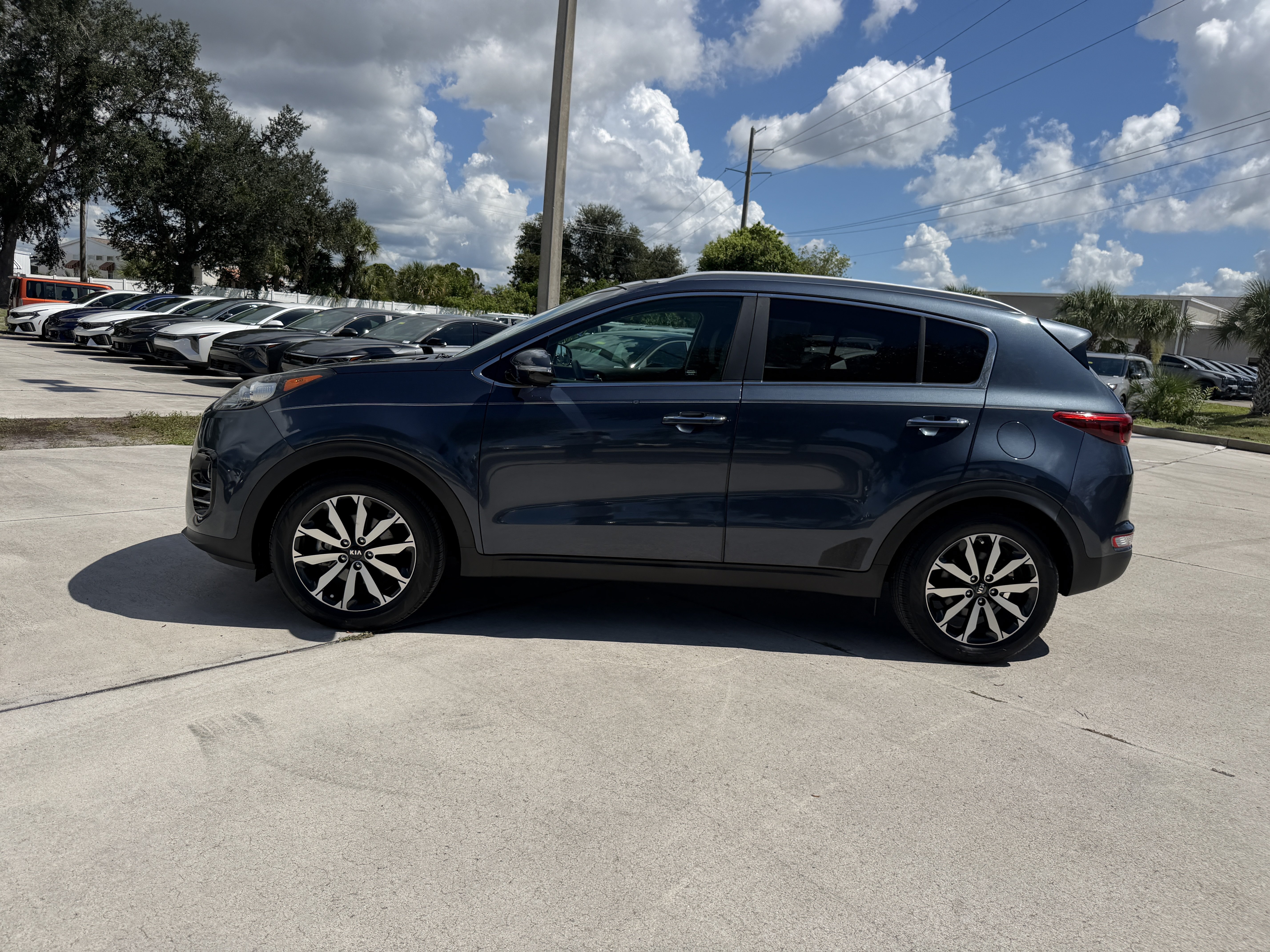 Used 2017 Kia Sportage EX w/ EX Premium Package FWD image 7
