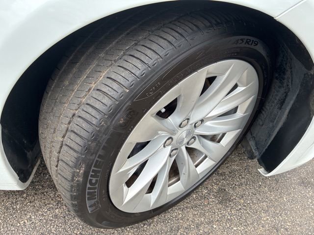 Used 2017 Tesla Model S 100D AWD/4WD image 34