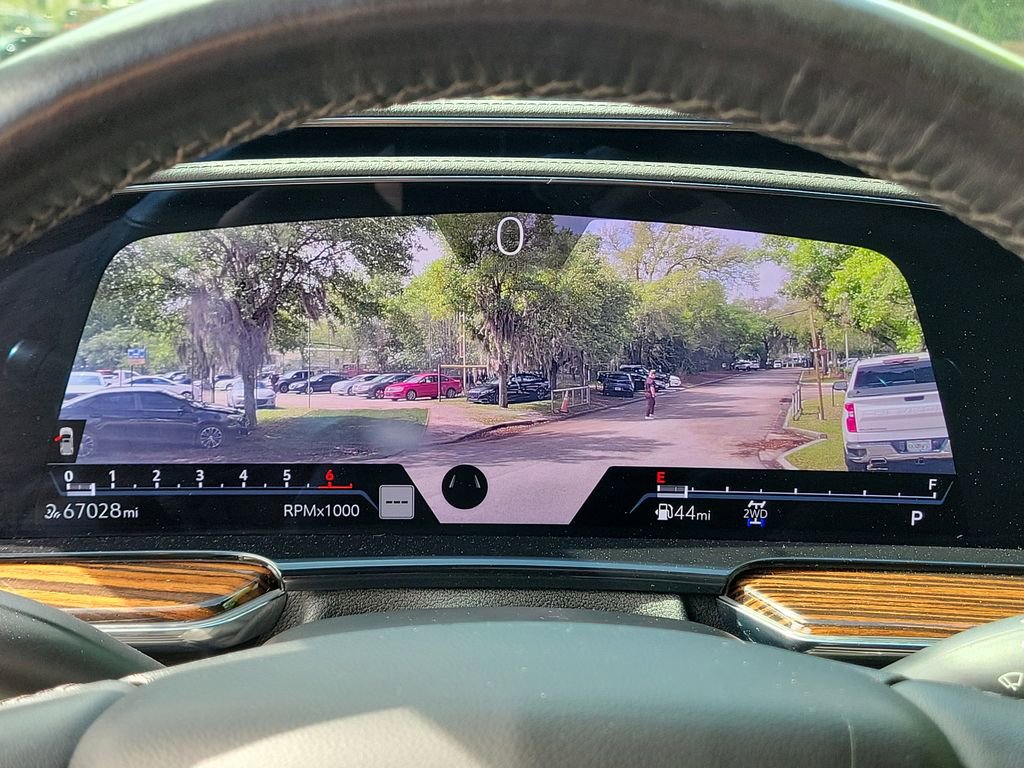 Used 2022 Cadillac Escalade Luxury image 30