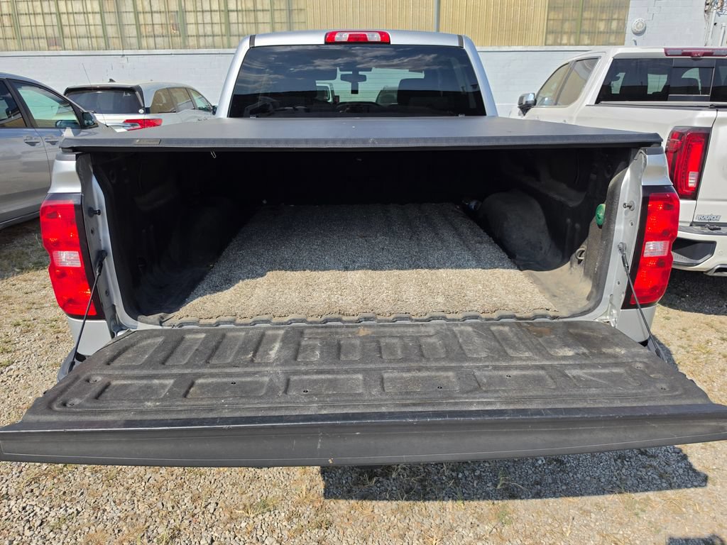 Used 2018 Chevrolet Silverado 1500 LT w/ True North Edition AWD/4WD image 8