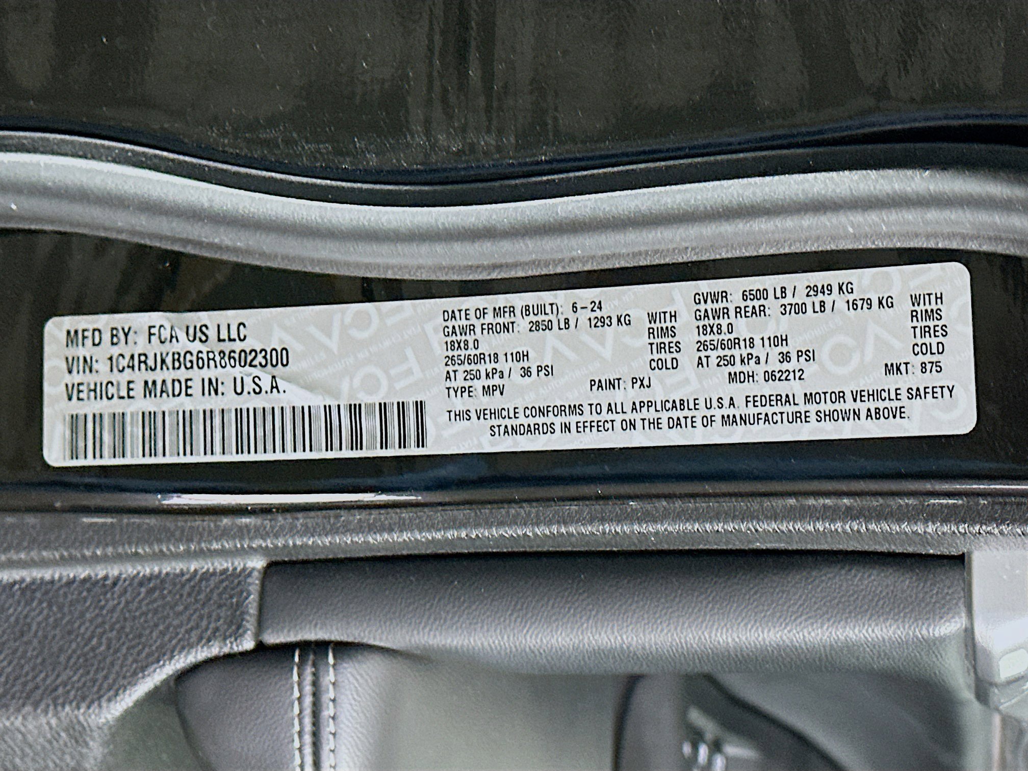 Used 2024 Jeep Grand Cherokee L Limited w/ Luxury Tech Group II image 12