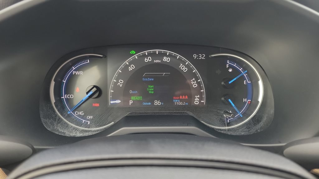 Certified 2025 Toyota RAV4 LE AWD/4WD image 21