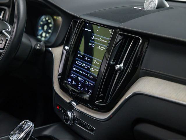 Used 2021 Volvo XC60 T8 Inscription w/ Advanced Package image 36