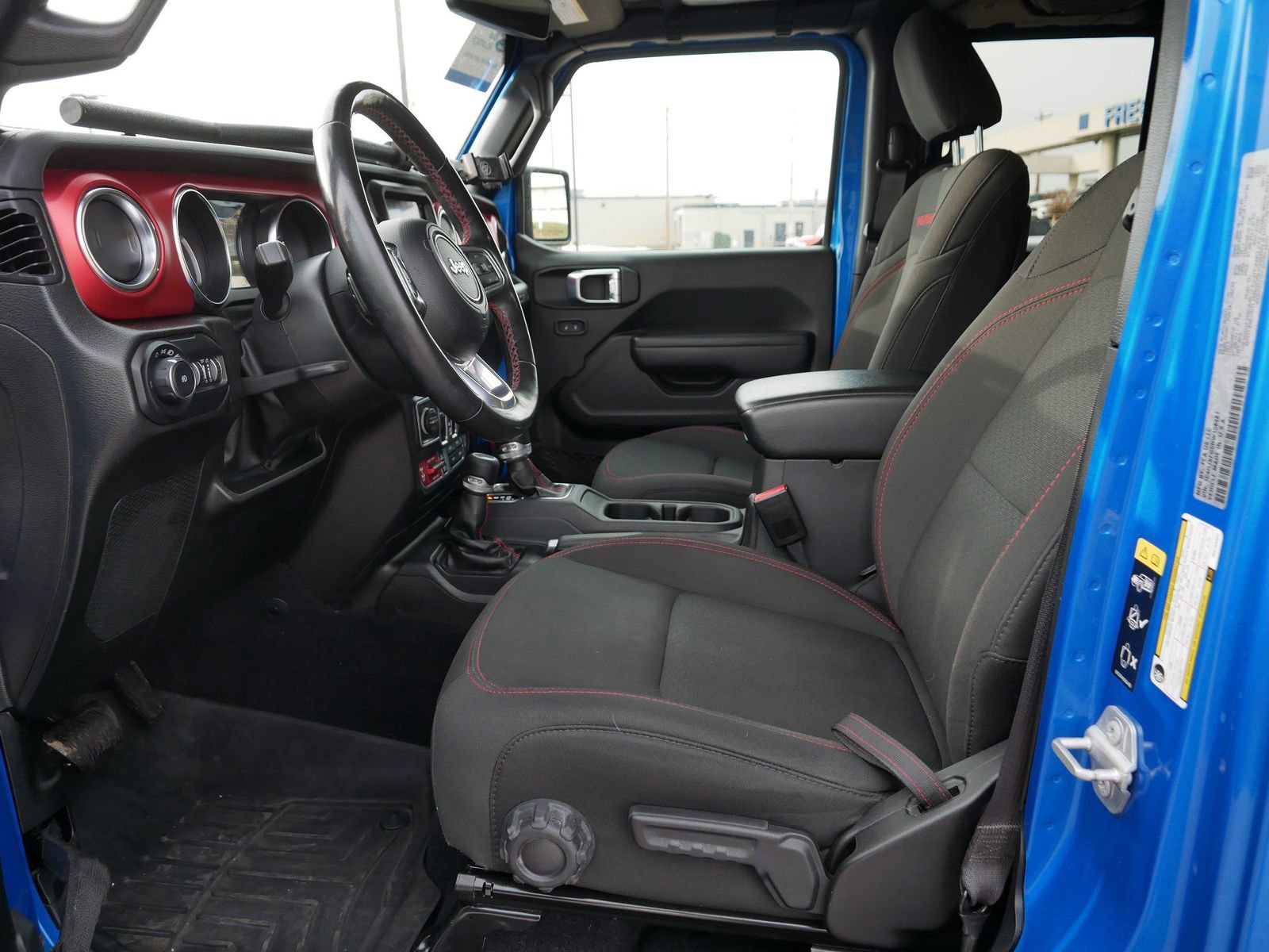 Used 2022 Jeep Wrangler Unlimited Rubicon w/ Cold Weather Group image 16