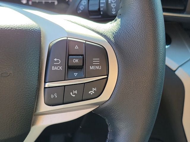 Used 2023 Ford Explorer XLT w/ Equipment Group 202A AWD/4WD image 12