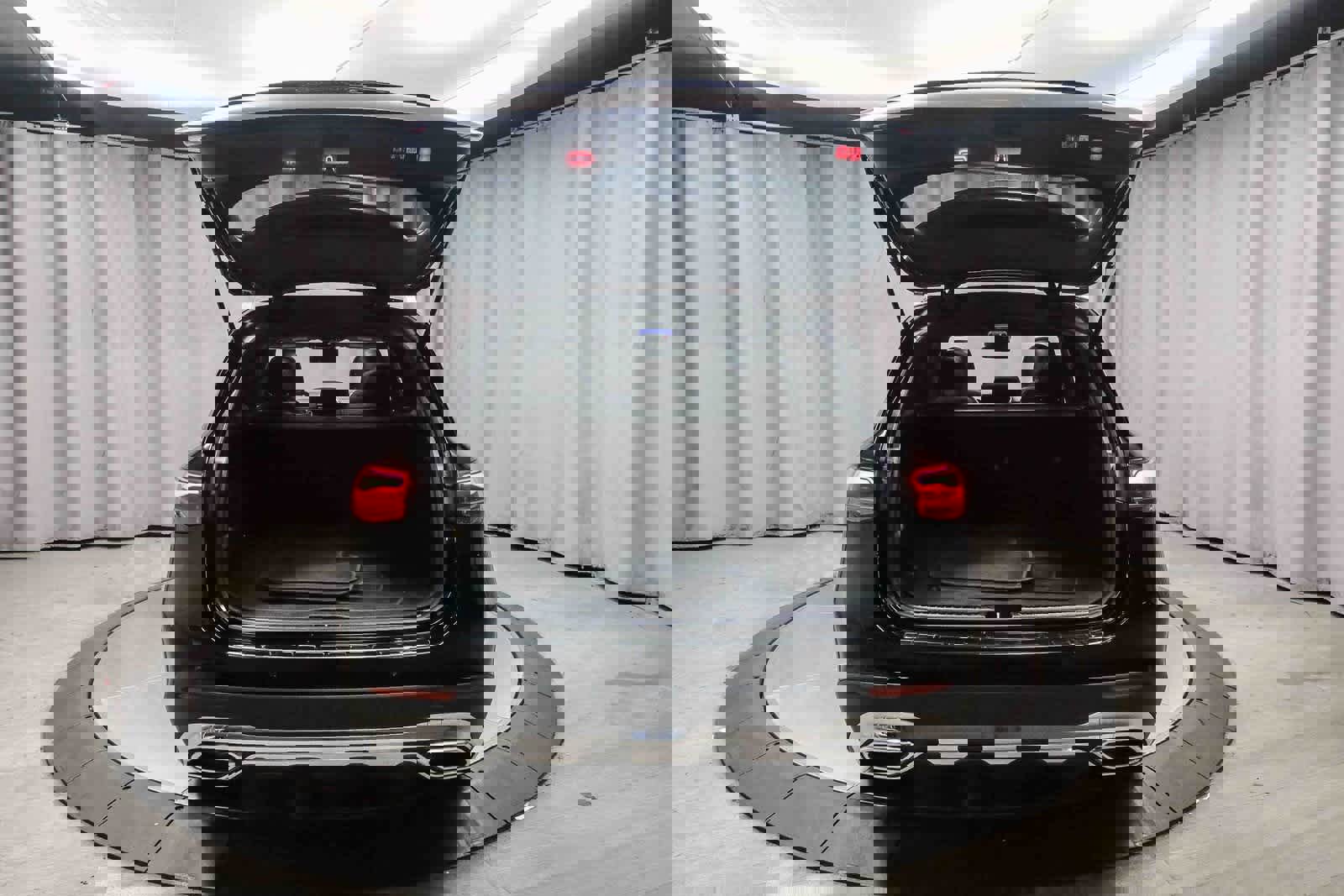 Certified 2025 Mercedes-Benz GLC 300 image 25