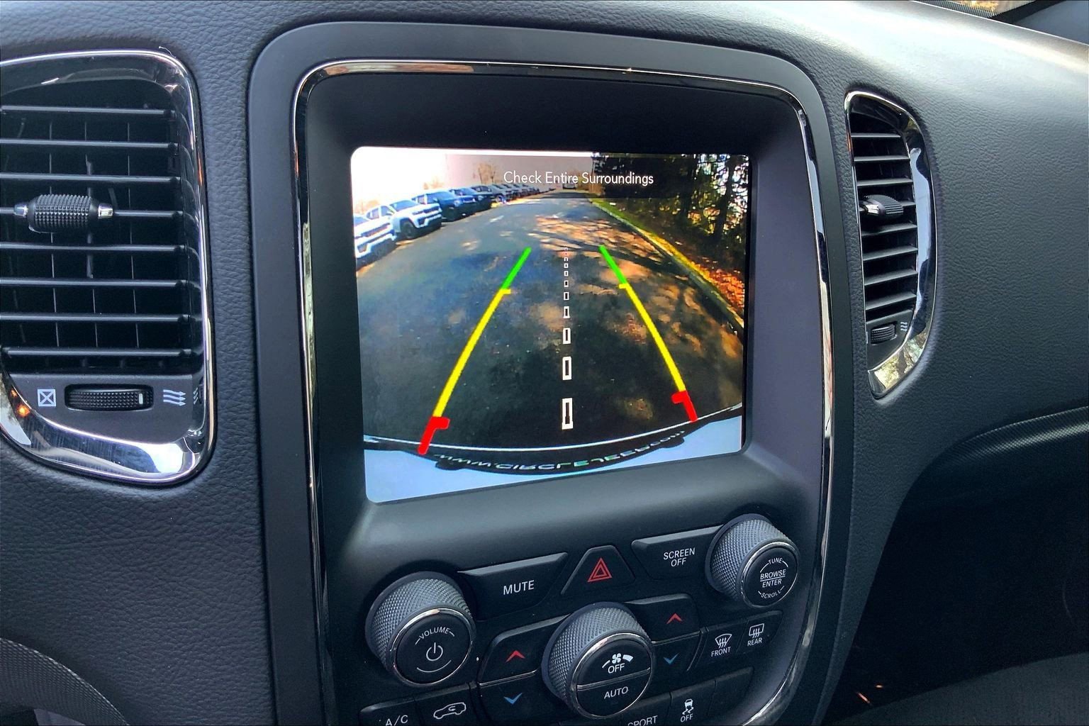 Used 2019 Dodge Durango GT AWD/4WD image 25
