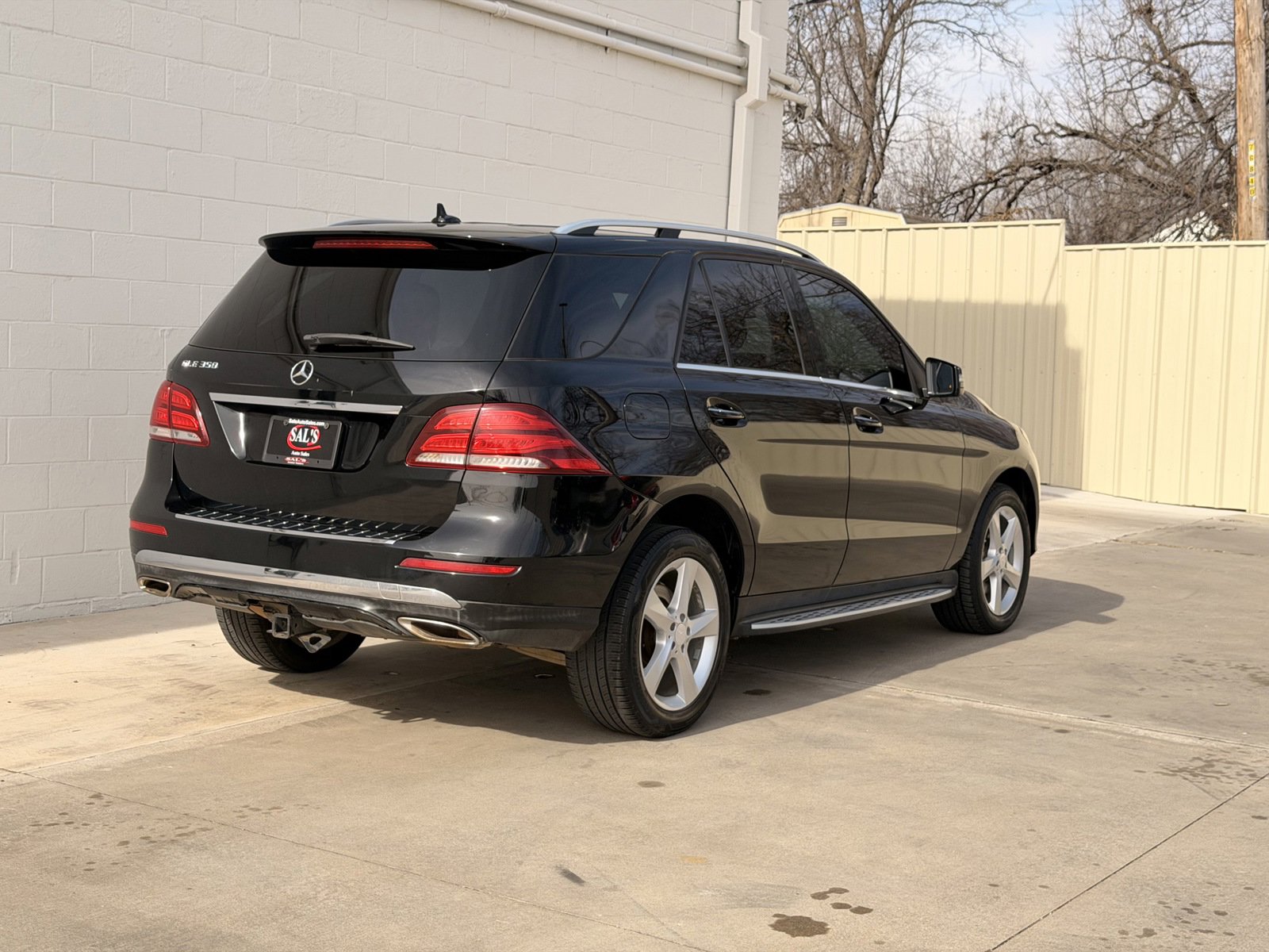 Used 2017 Mercedes-Benz GLE 350 image 4