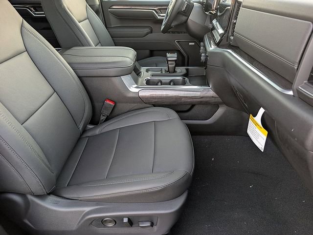 New 2026 Chevrolet Silverado 1500 LTZ w/ Z71 Off-Road Package image 13