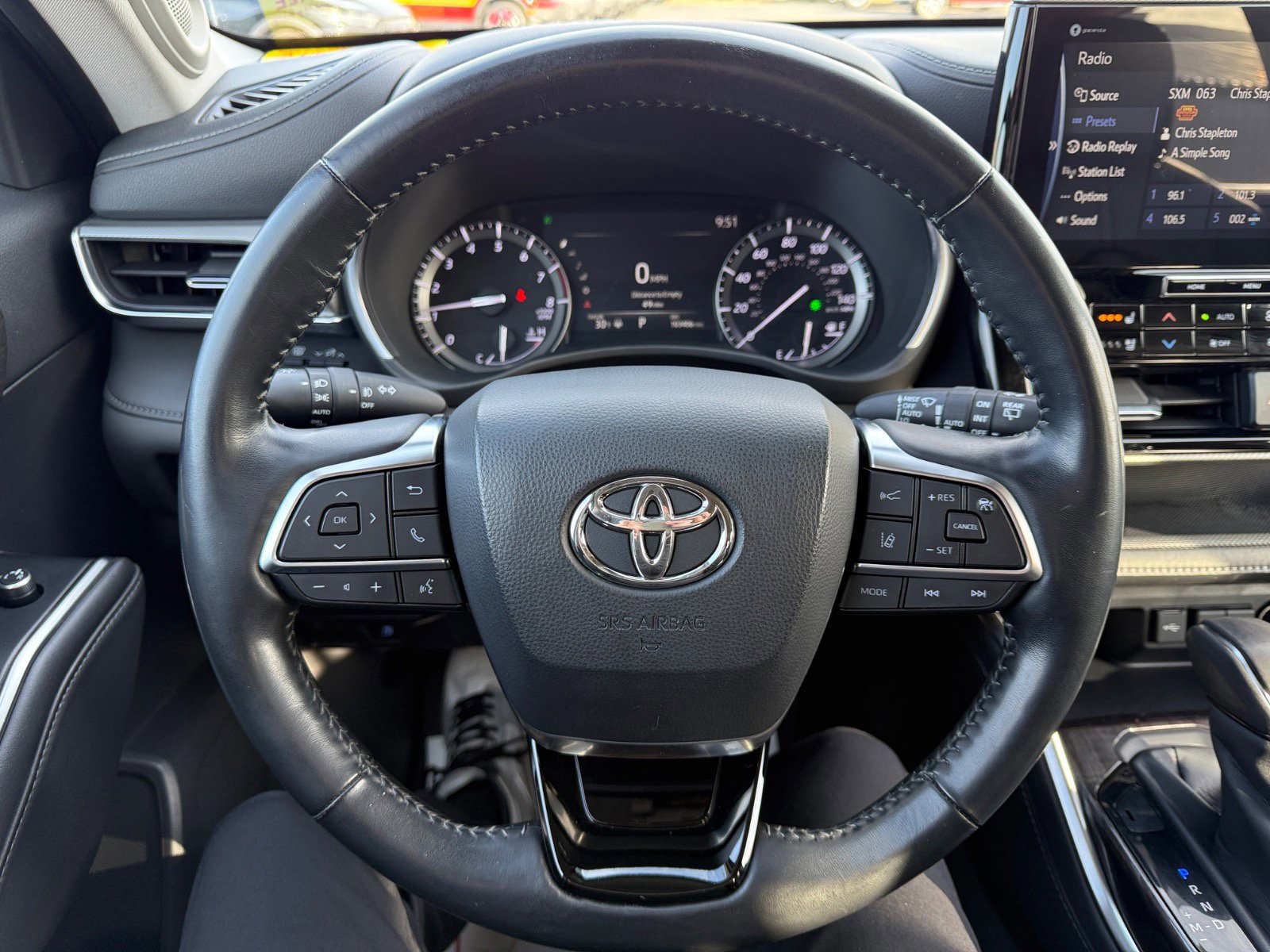 Used 2020 Toyota Highlander Platinum image 19