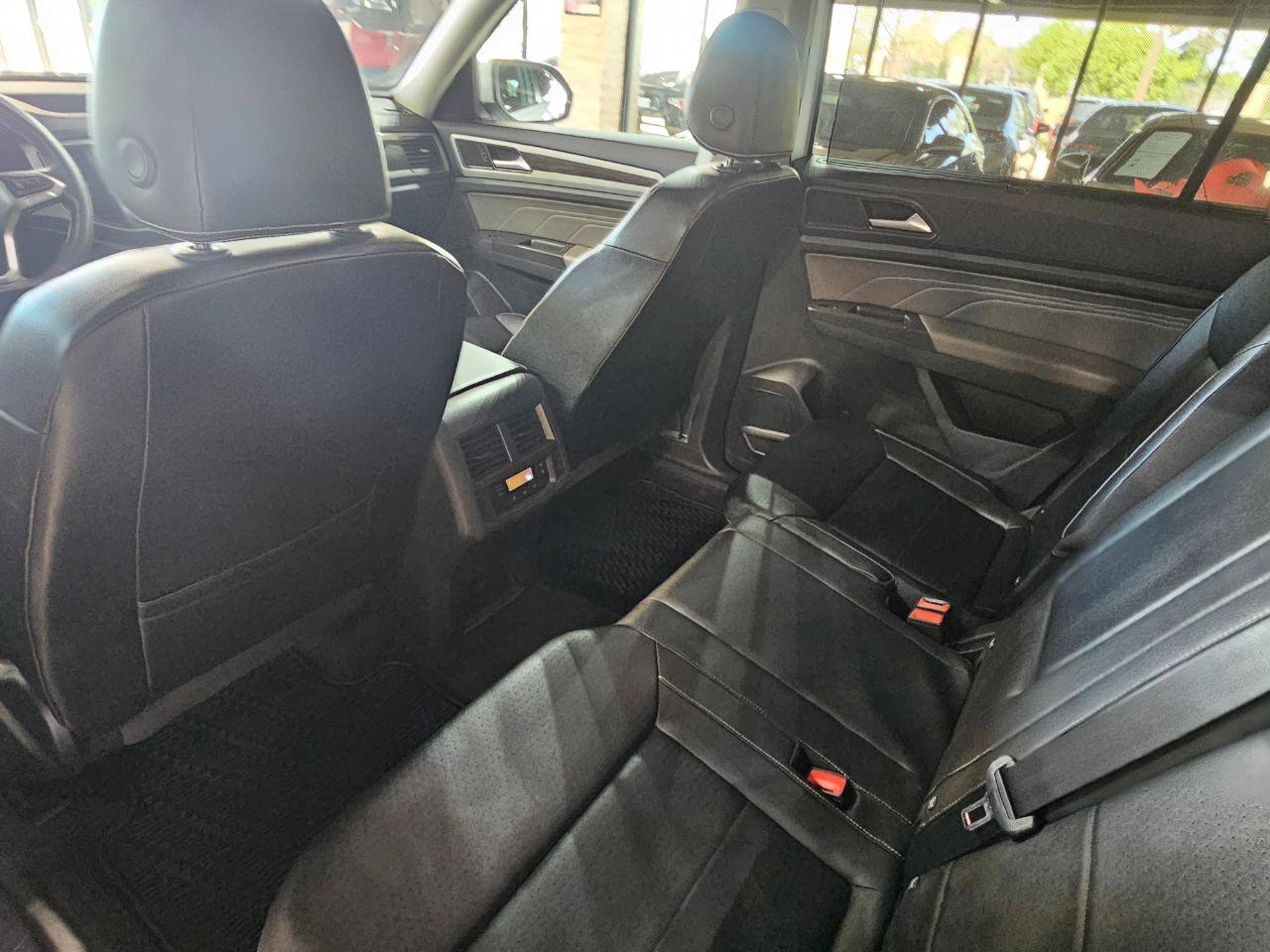 Used 2022 Volkswagen Atlas SE FWD image 29