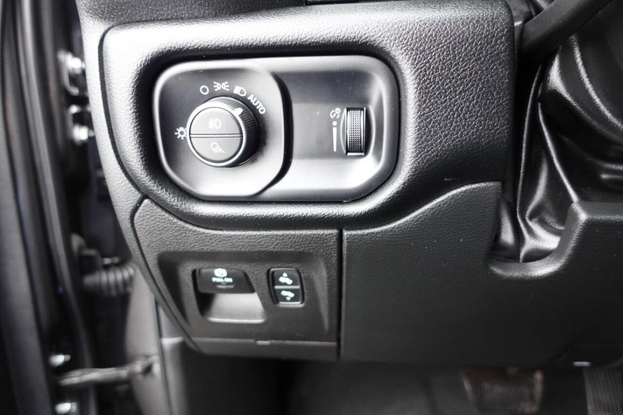 Used 2022 RAM 1500 Big Horn AWD/4WD image 59