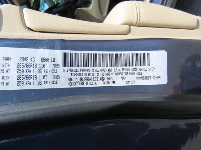 Used 2020 Jeep Grand Cherokee Limited AWD/4WD image 29