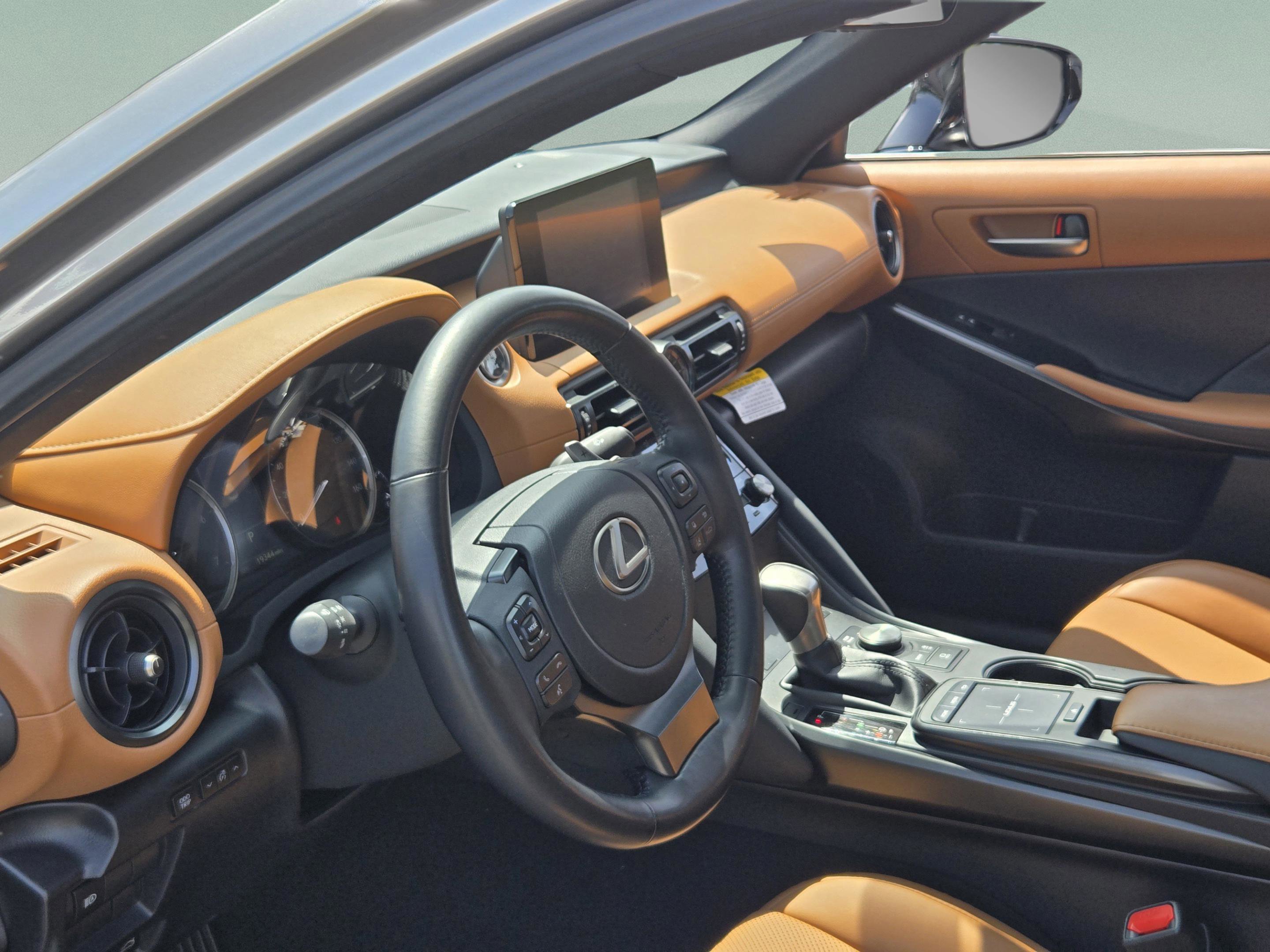 Certified 2023 Lexus IS 300 w/ Comfort Package RWD image 13