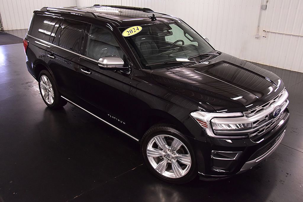 Used 2024 Ford Expedition Platinum AWD/4WD image 11