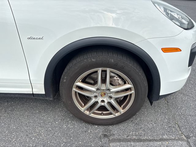 Used 2015 Porsche Cayenne Diesel AWD/4WD image 9