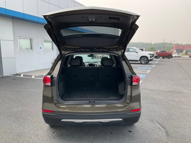 Used 2024 Chevrolet Equinox Premier AWD/4WD image 19