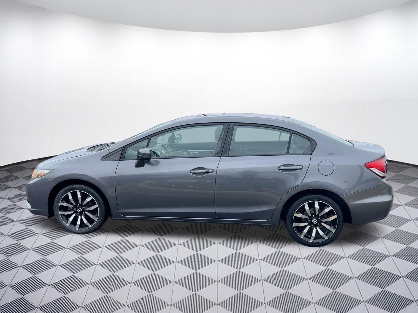 Used 2014 Honda Civic EX-L image 2