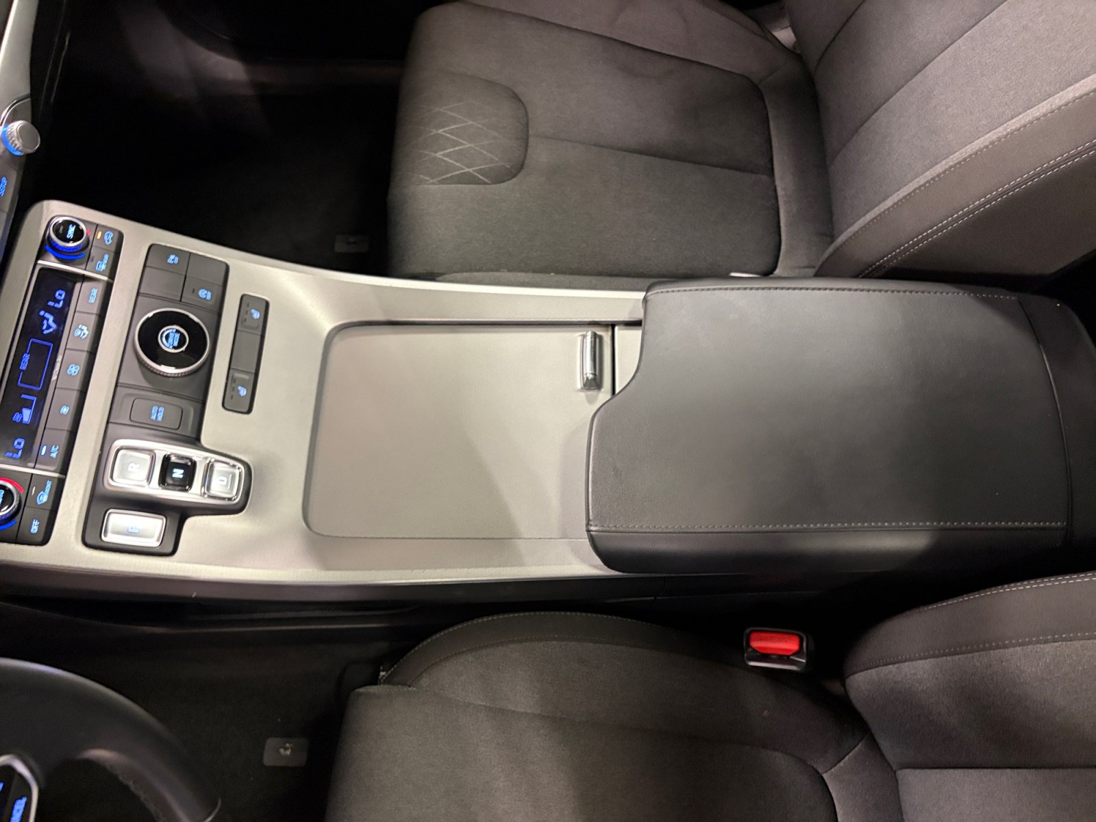 Used 2022 Hyundai Palisade SEL w/ Cargo Package FWD image 16