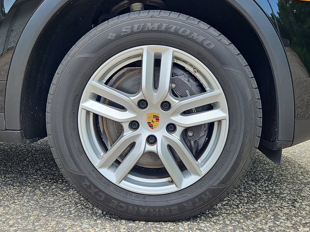Used 2018 Porsche Cayenne AWD/4WD image 11
