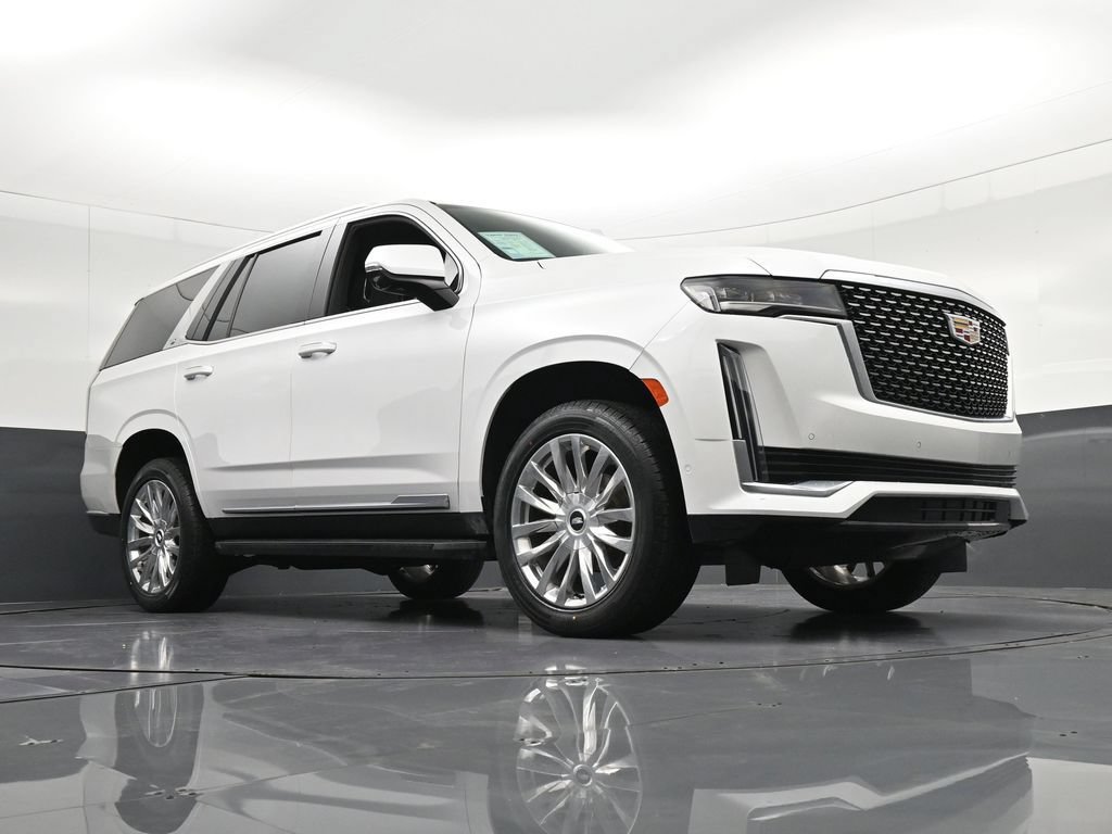 Used 2023 Cadillac Escalade Premium Luxury RWD image 32