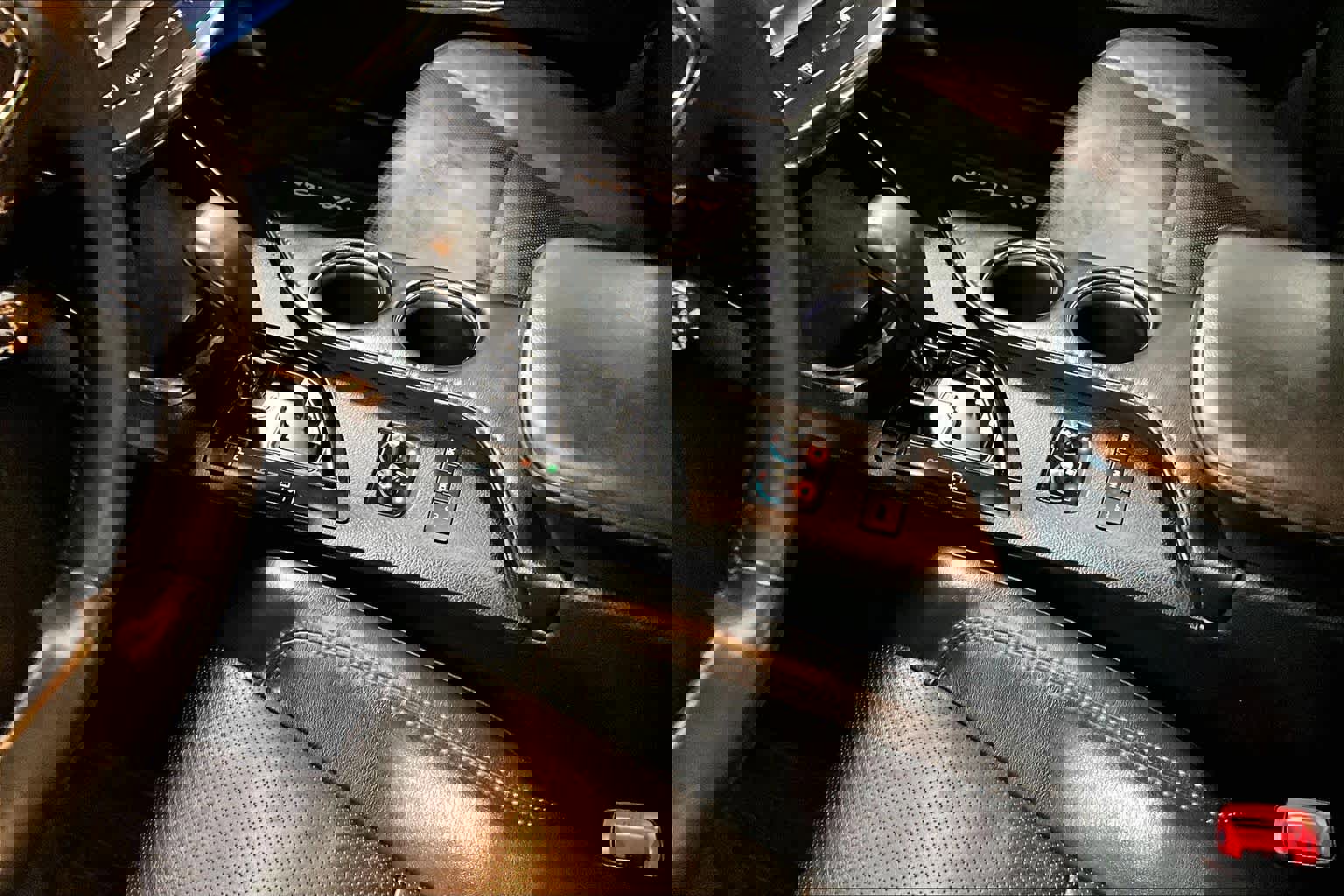 Used 2013 Toyota Avalon Limited image 15