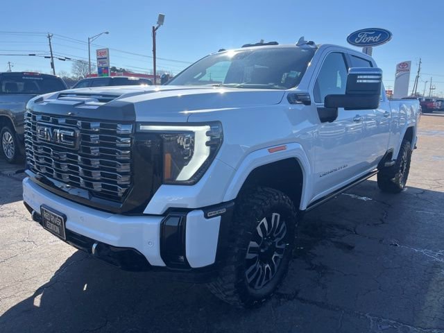 Used 2025 GMC Sierra 2500 Denali Ultimate w/ Max Trailering Package image 1