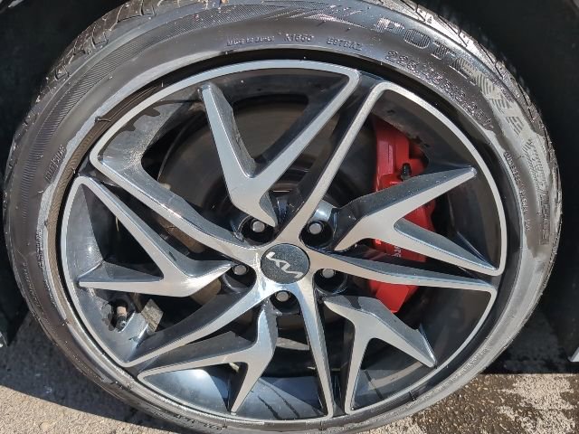 Used 2023 Kia Stinger GT-Line w/ Sun & Sound Package image 10