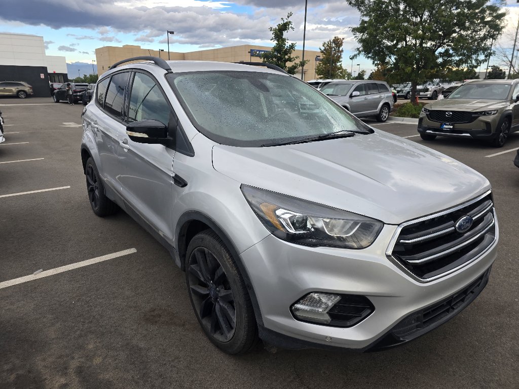 Used 2018 Ford Escape Titanium AWD/4WD image 17