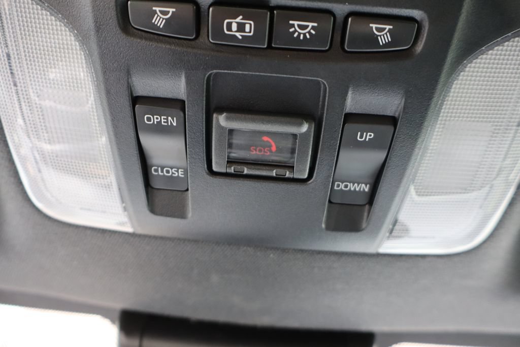 Used 2021 Toyota Corolla XSE FWD image 24