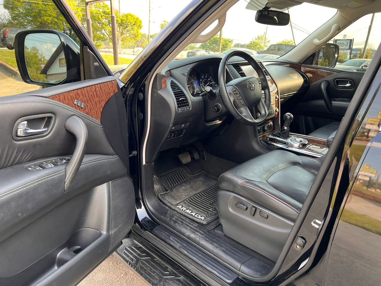 Used 2018 Nissan Armada SL w/ Premium Package RWD image 9