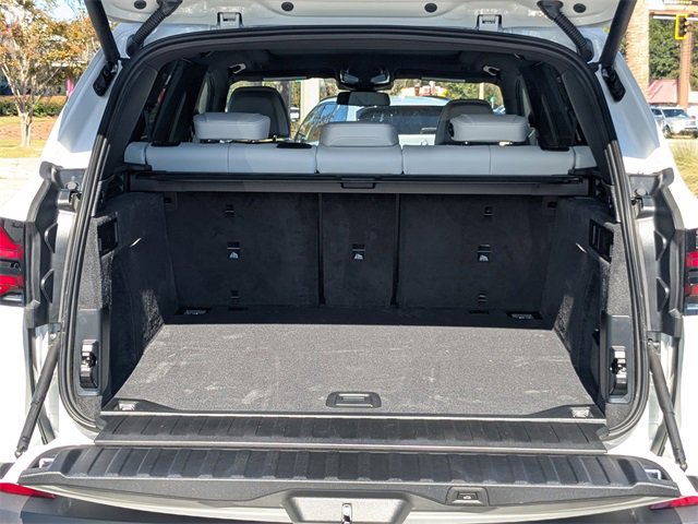 New 2026 BMW X5 xDrive40i w/ Climate Comfort Package image 14