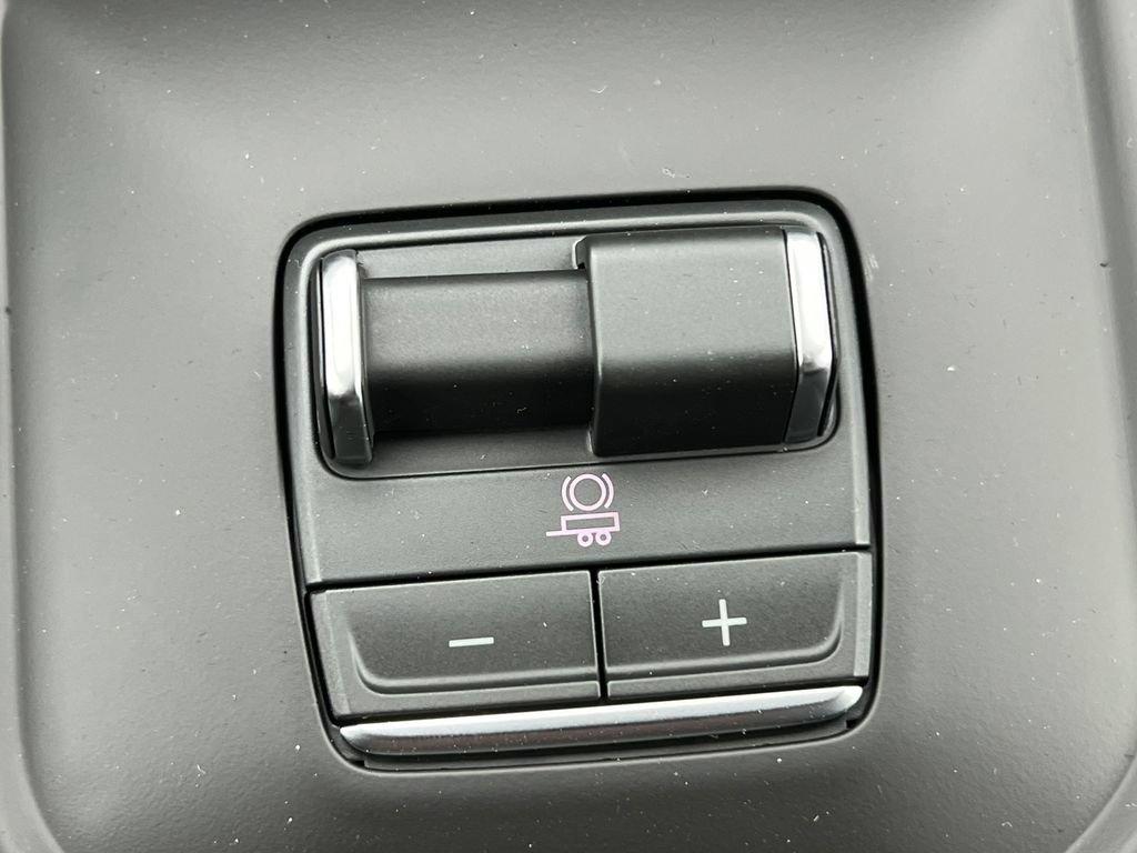 New 2026 GMC Sierra 3500 Denali Ultimate AWD/4WD image 34