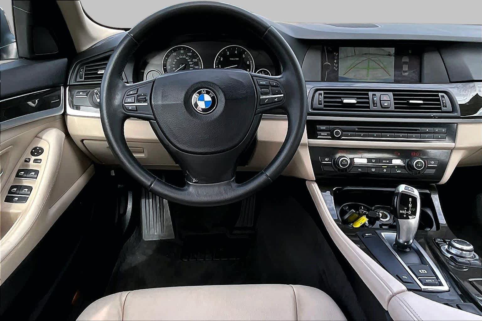 Used 2011 BMW 528i Sedan RWD image 4