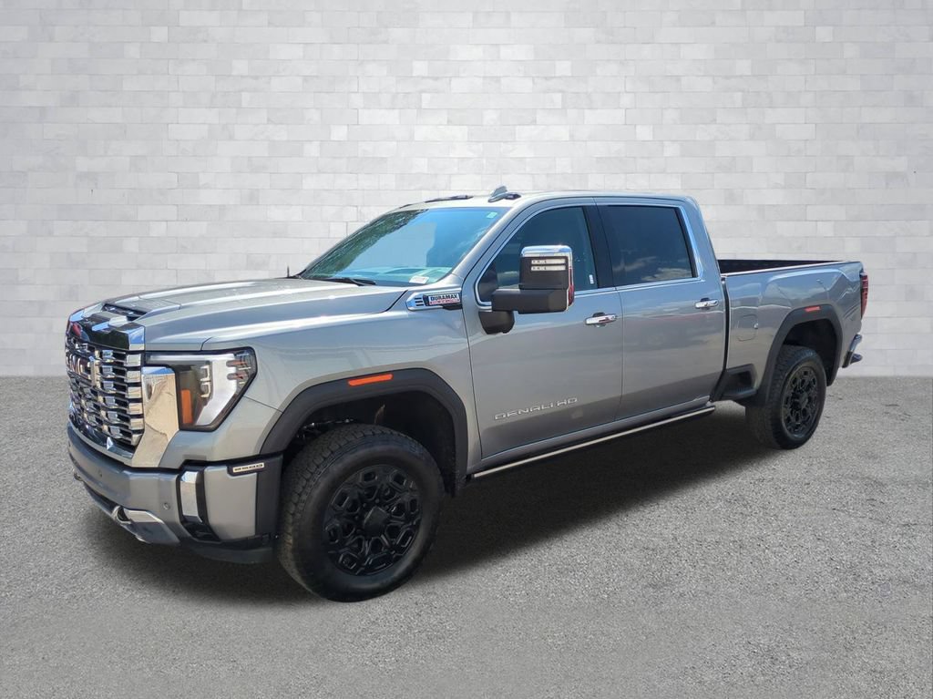 Used 2026 GMC Sierra 2500 Denali w/ Technology Package AWD/4WD image 9