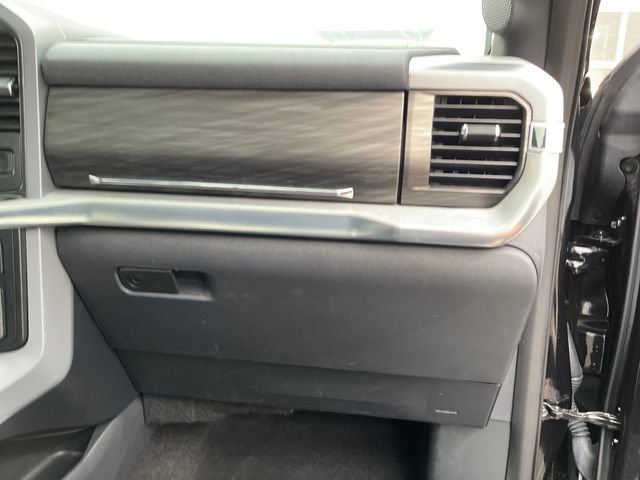 Used 2024 Ford F150 Lariat w/ Bed Utility Package AWD/4WD image 39