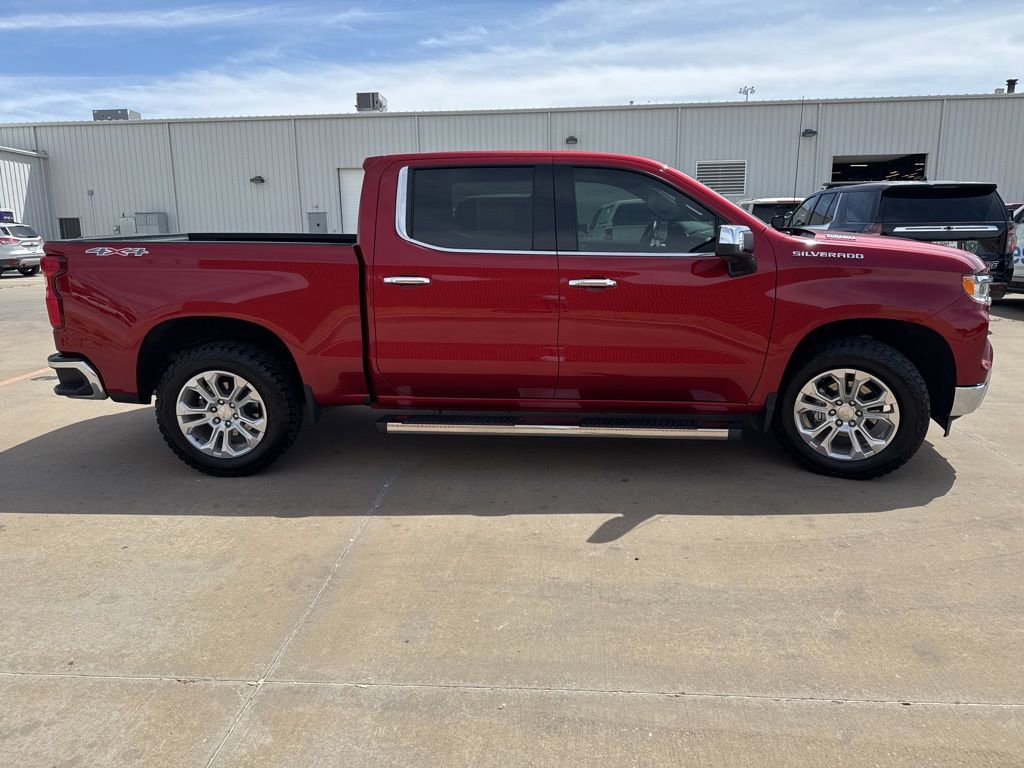 Used 2023 Chevrolet Silverado 1500 LTZ w/ LTZ Convenience Package II AWD/4WD image 6