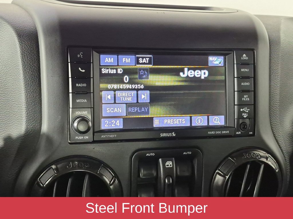Used 2017 Jeep Wrangler Unlimited Rubicon AWD/4WD image 22