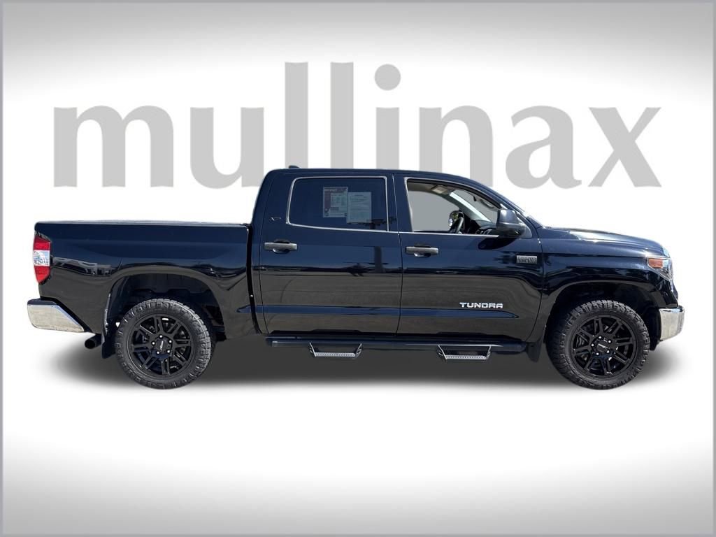 Used 2020 Toyota Tundra SR5 w/ SR5 Upgrade Package image 2