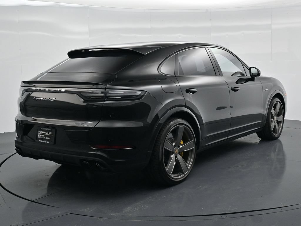 Certified 2023 Porsche Cayenne Turbo S AWD/4WD image 7