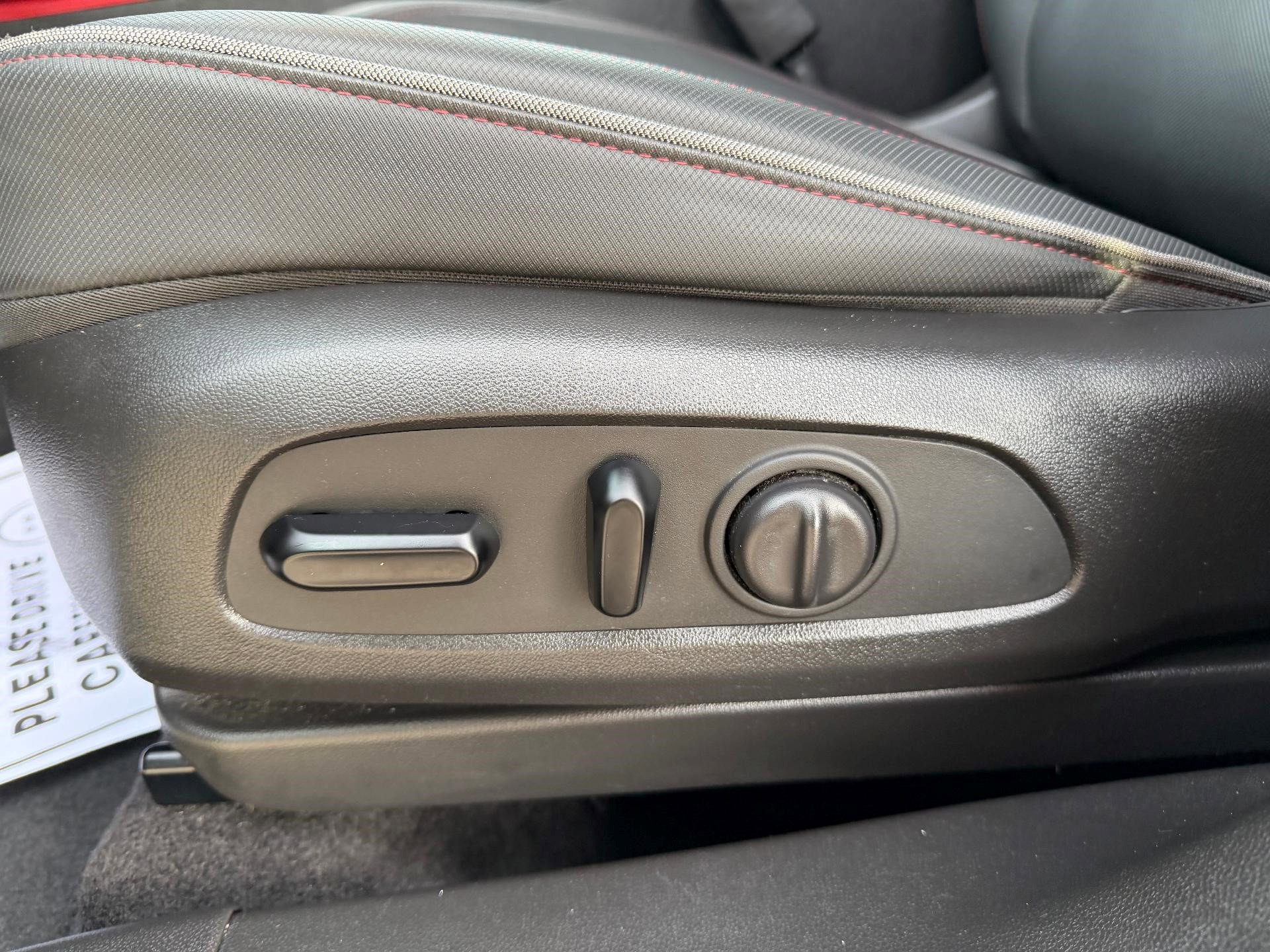 Certified 2021 Chevrolet TrailBlazer RS w/ Convenience Package image 27