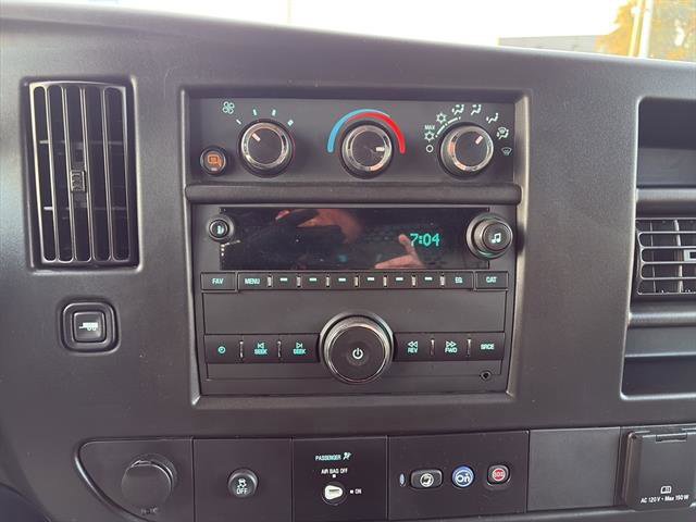 Used 2024 GMC Savana 2500 2500 w/ Driver Convenience Package image 17